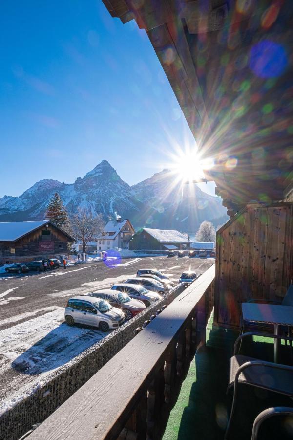 Pension Garni Hochmoos Lermoos Exterior foto